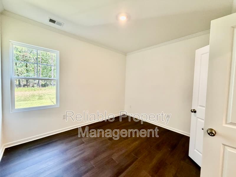 Lillington House: 354 Beachcomber