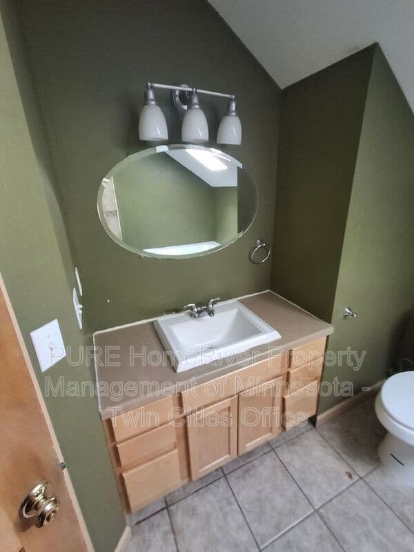 Minneapolis House: 3321 37th St E