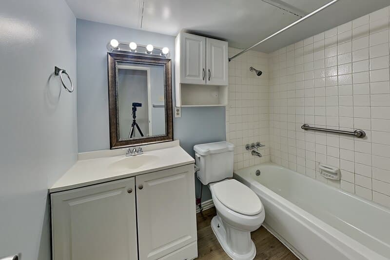 Plano House: 1913 Briarwood Dr