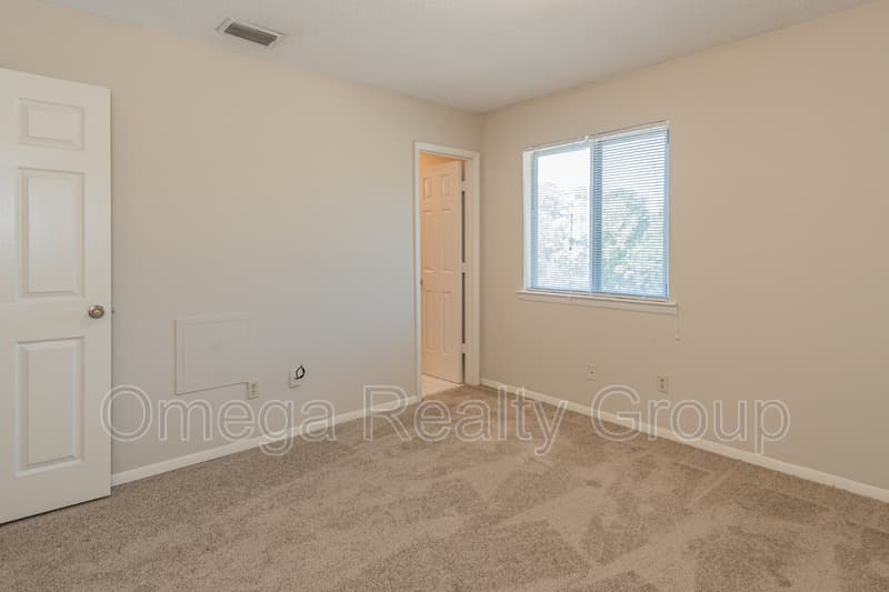 Jasper Condo: 1701 14th Ave E