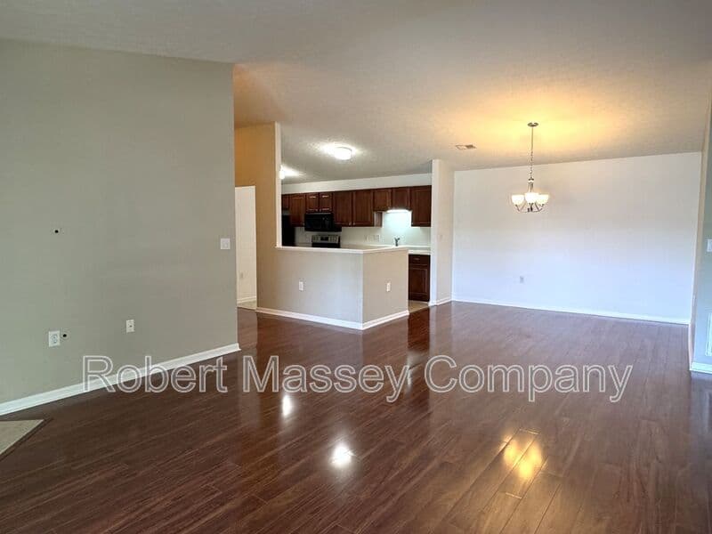 Louisville Condo: 5301 Pacer Lane