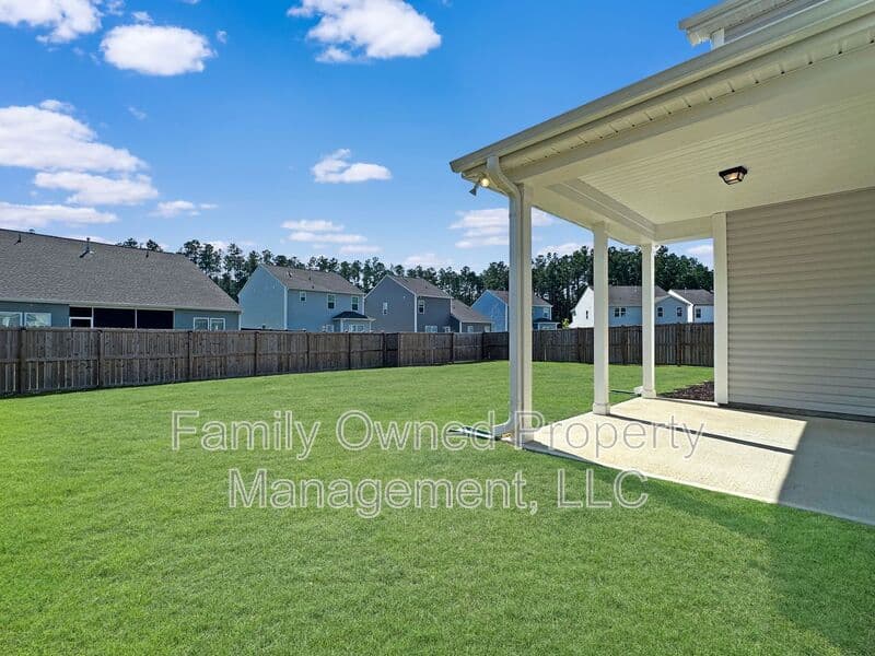 Summerville House: 105 Whimbrel Drive