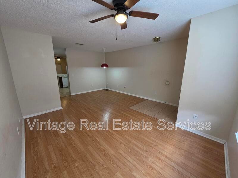 Riverview Townhome: 6241 Osprey Lake Circle