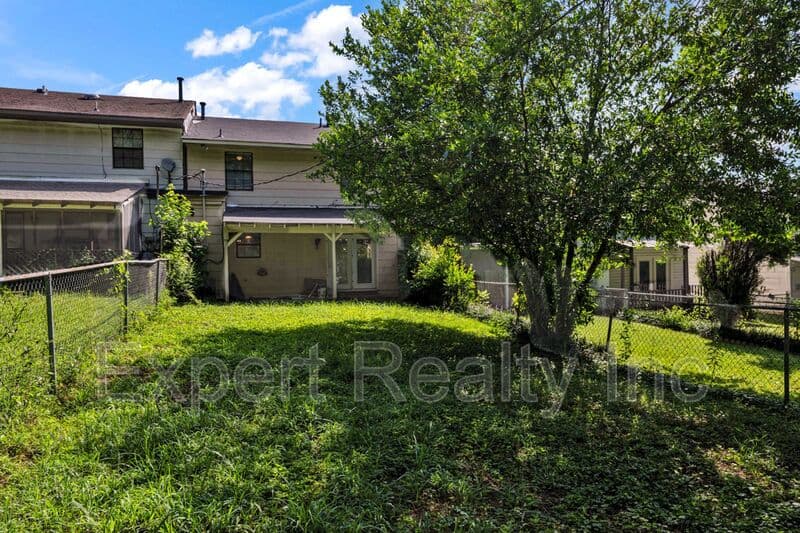 Birmingham House: 2346 Grayson Valley Circle