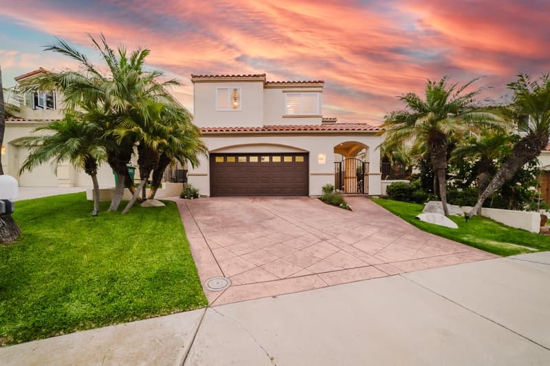 Carlsbad House: 7528 Navigator Circle