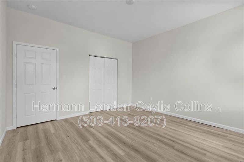 St Louis House: 3217 Nebraska Ave