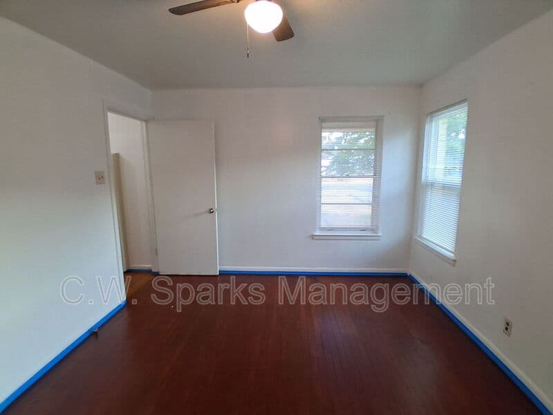Dallas Condo: 3019 Avon St.