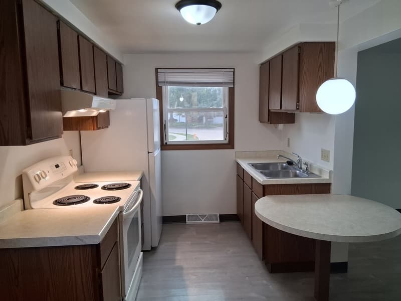 North Fond du Lac Condo: 431-433 Michigan Avenue - 433