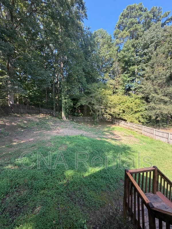 Woodstock House: 508 Brooksdale Dr