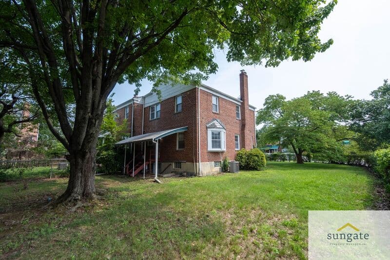 Towson Townhome: 1907 Glen Ridge Rd