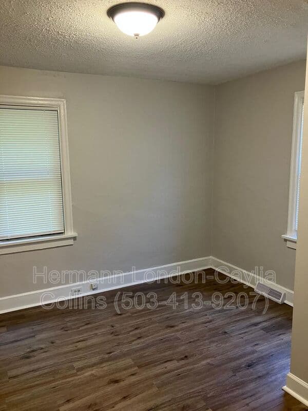 Saint Louis House: 5229 Fletcher Street