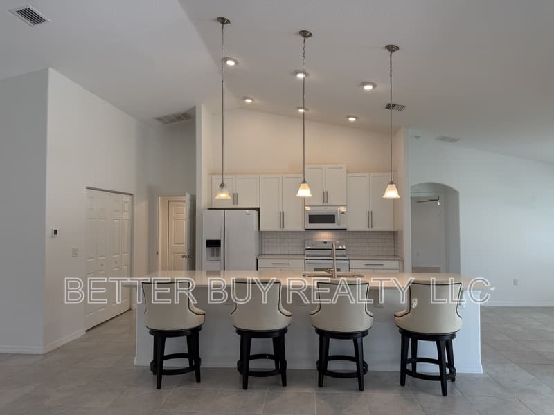 Palm Coast House: 16 Kalendar Court