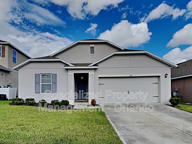 Davenport House: 320 Aberdeen Dr