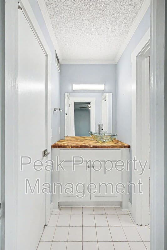 Nashville Condo: 210 Old Hickory Blvd