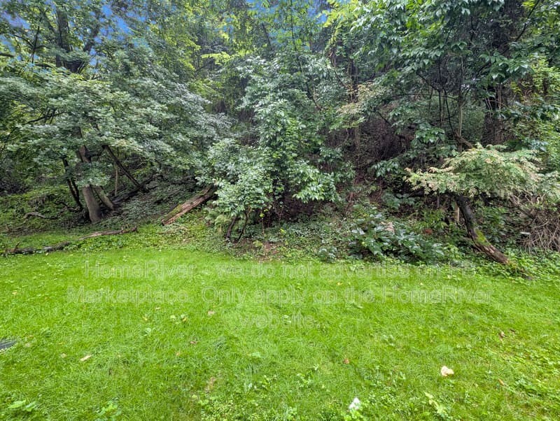 Verona Townhome: 8052 Lincoln Rd