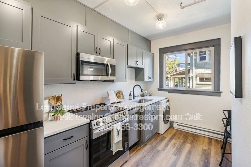 Portland Condo: 804 SE Cesar Estrada Chavez Blvd