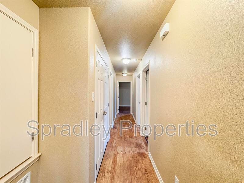 Belton Condo: 1561 Brady Way