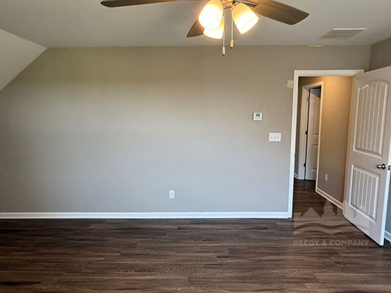 Cordova House: 9675 Bloomington Cir S