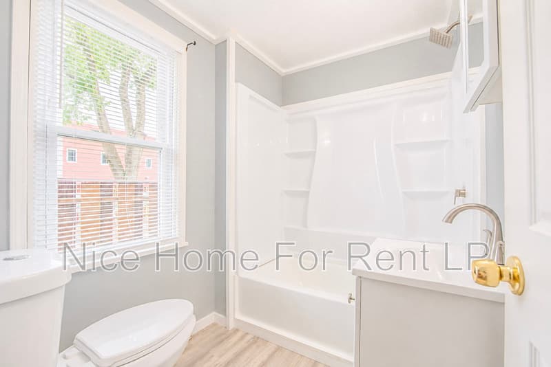Mt. Holly Condo: 27 Pine St #1