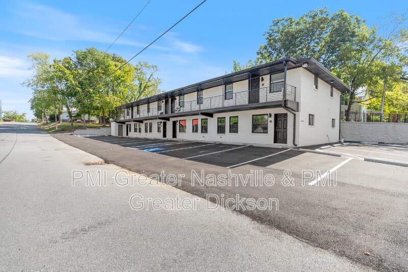 Dickson Condo: 201 Sylvis St