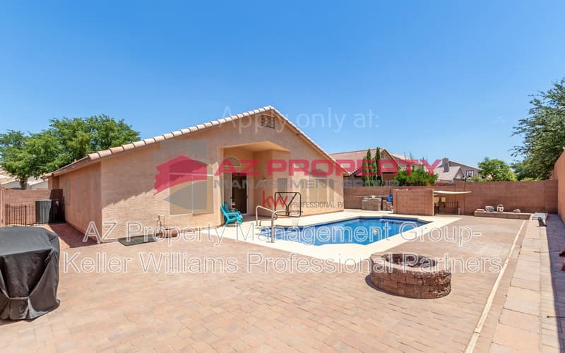 Tempe House: 689 W Minton Dr