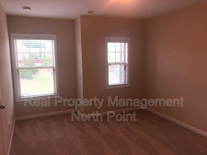 Alpharetta Townhome: 1175 Hampton Oaks Drive