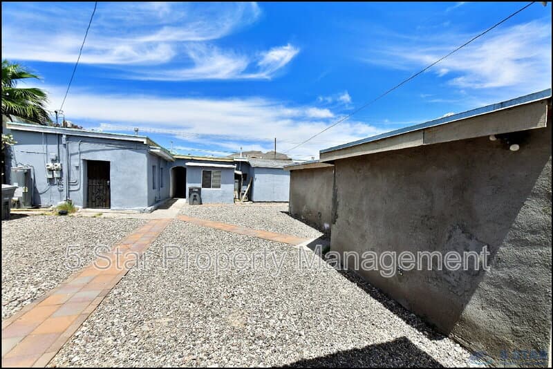 El Paso Condo: 1908B Olive Ave !!