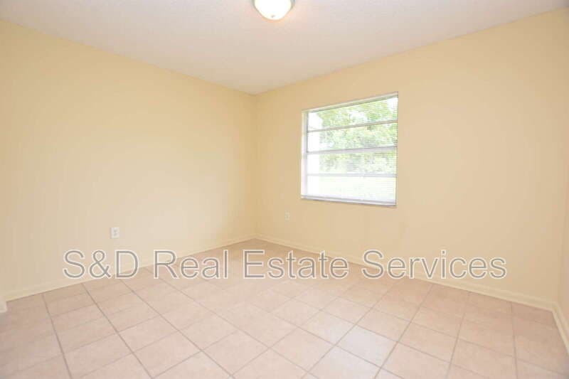 Lakeland Condo: 4705 Dimbath Dr.