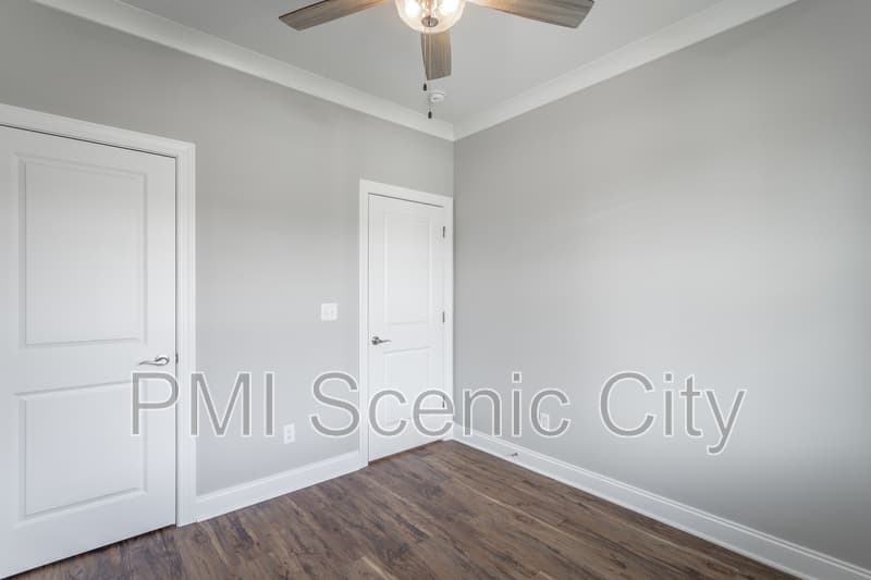 Cleveland House: 2631 Rogers Dr SE
