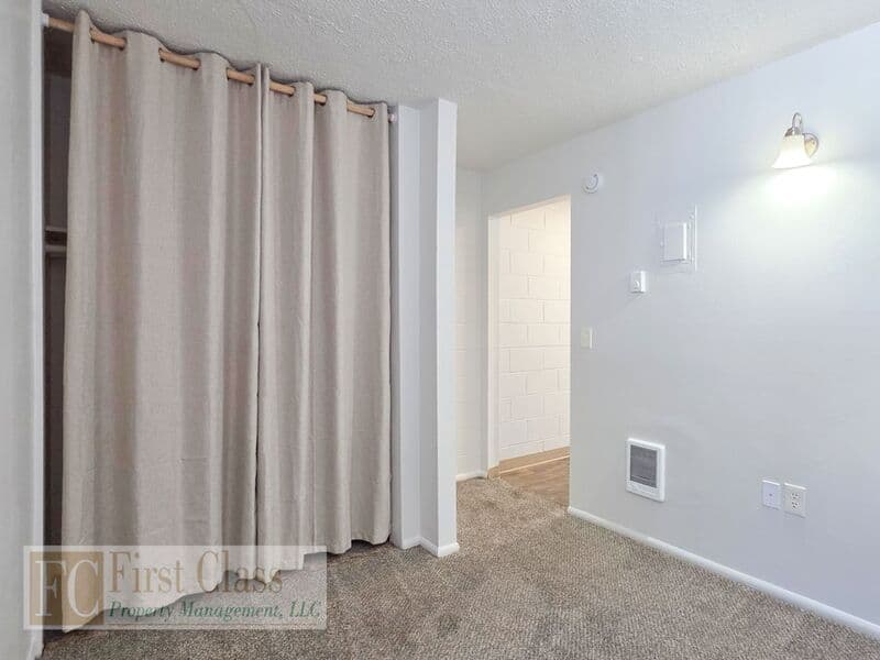 BEAVERTON Condo: 4555 SW ERICKSON AVE