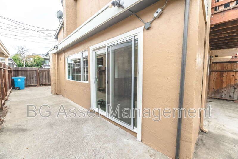 Vallejo Condo: 212 Westwood Street