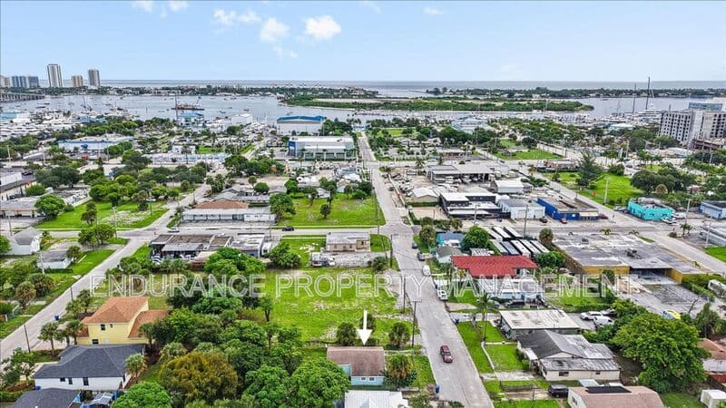 Riviera Beach House: 140 W 15th Street