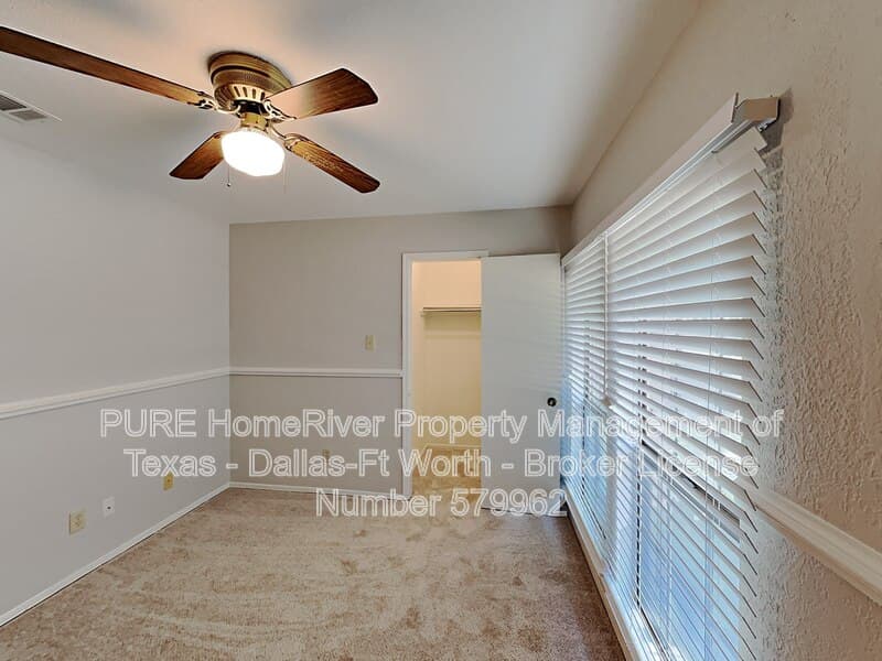 Flower Mound House: 5109 Prairie Creek Dr