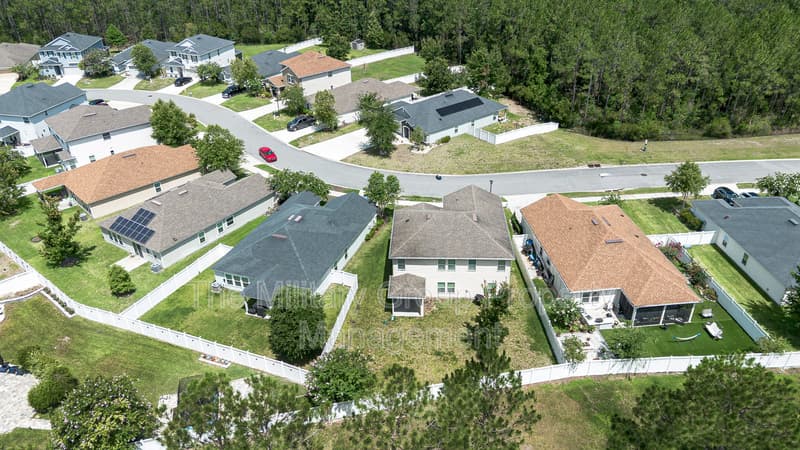 Orange Park House: 391 Hepburn Rd