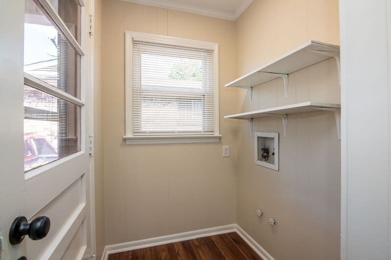 Birmingham House: 629 McCary SW