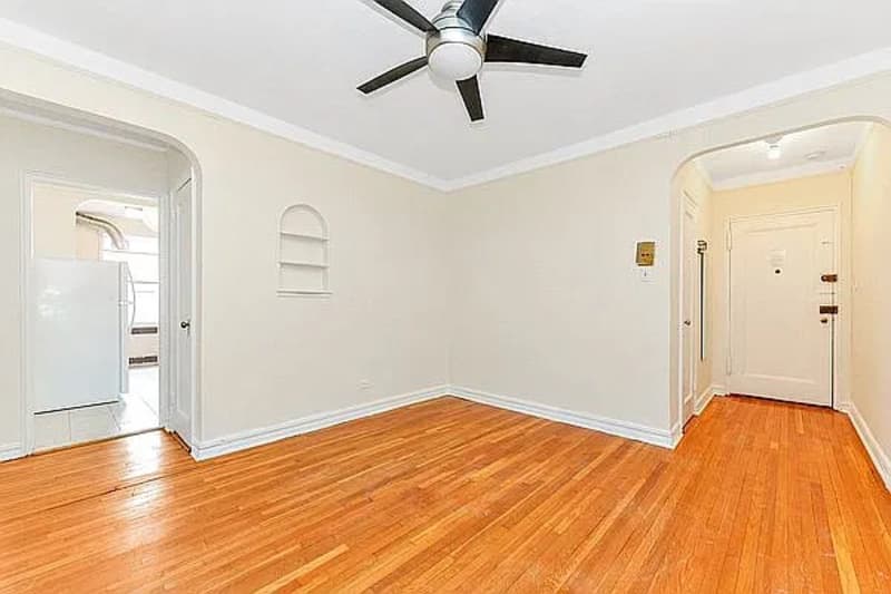 Flushing Condo: 6536 Wetherole St