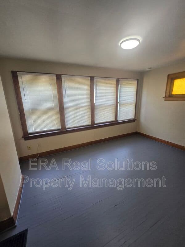 Columbus Condo: 52 N Ogden Rd