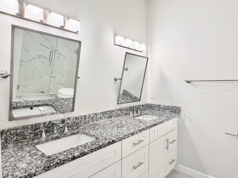 Orlando House: 2408 Corrine Drive