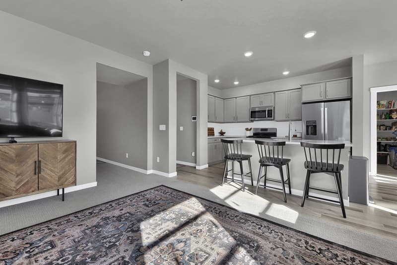 Meridian House: 4328 North Pale Creek Avenue