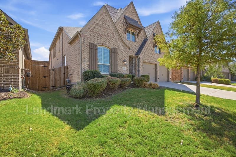 Celina House: 1144 Olympic Drive