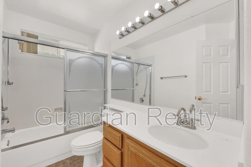 Las Vegas House: 224 Emerald Vista Way