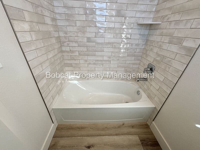 Carson City House: 1383 Vine Gate Rd