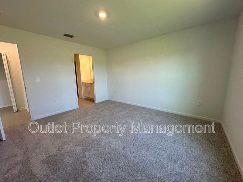 Eustis House: 1917 Pine Meadows Golfcourse Rd