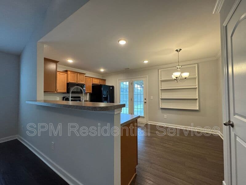 Leland House: 4043 Ironstone Court