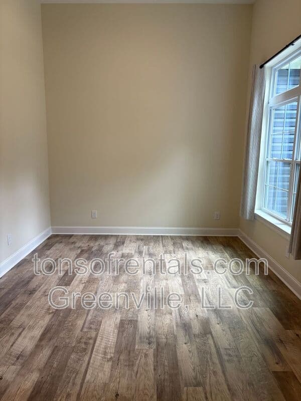 Enoree House: 271 Rocky Ridge Road