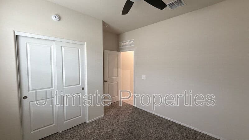 Surprise House: 18566 W Hackamore Dr