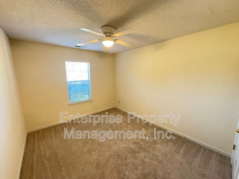 Cordova House: 10127 Cross Valley Drive