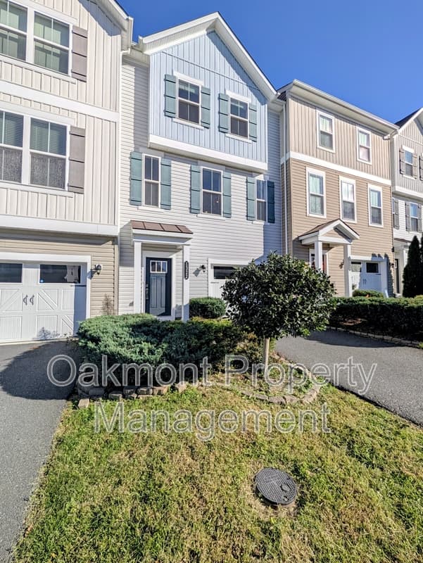Fredericksburg House: 1322 Hudgins Farm Circle