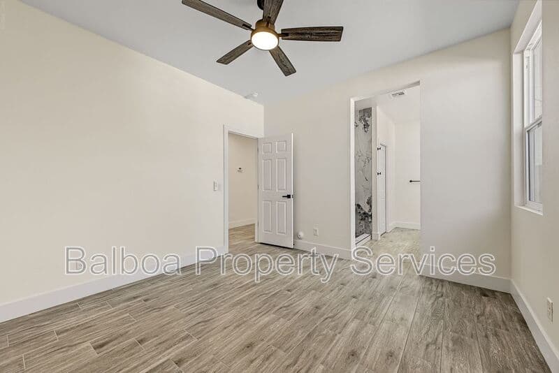 Buckeye Condo: 212 2nd Ave E