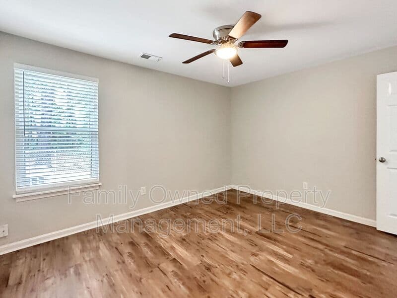 Summerville House: 203 Pebble Creek Road